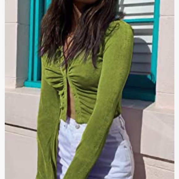 Green Top - Picture 6 of 6